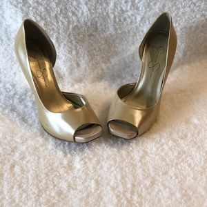 Jessica Simpson Peep Toe